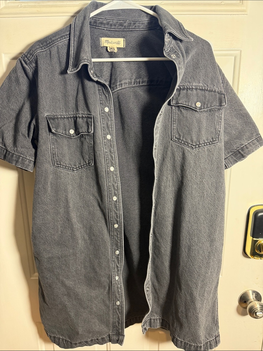 Madewell Men's Short-Sleeve Button-Down in Washed Gray